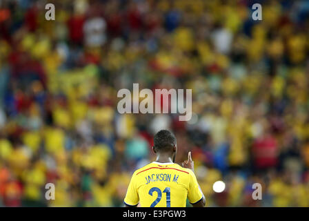 (140624)--CUIABA, 24. Juni 2014 (Xinhua)--Kolumbiens Jackson Martinez feiert das Ziel während eines Spiels der Gruppe C zwischen Japan und der WM 2014 in die Arena Pantanal in Cuiaba, Brasilien, Kolumbien 24. Juni 2014. (Xinhua/Li Ming) Stockfoto