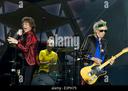 Madrid, Spanien. 25. Juni 2014. Mick Jagger, Charlie Watts Und Keith Richards von Den Rolling Stones live Im Estadio Vicente Calderón. Bildnachweis: Dpa picture Alliance/Alamy Live News Stockfoto