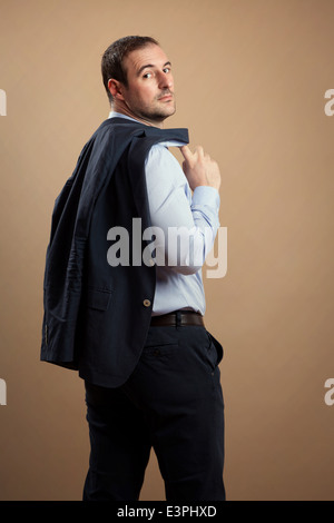 Junge attraktive Geschäftsmann in formellen Anzug. Stockfoto