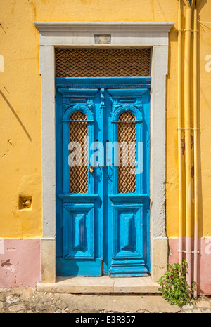 Traditionelle Eingang in die kleine Stadt Loule in der Algarve, Portugal. Stockfoto