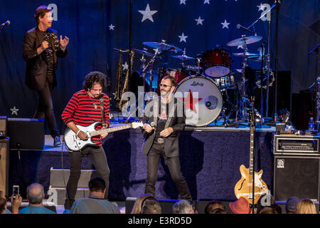 Clarkston, Michigan, USA. 27. Juni 2014. RINGO STARR and His All Starr Band auf der '' 12. All Starr Band Tour'' DTE Energy Music Theatre in Clarkston Mi am 27. Juni 2014 Credit: Marc Nader/ZUMA Wire/ZUMAPRESS.com/Alamy Live News Stockfoto
