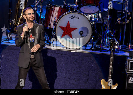 Clarkston, Michigan, USA. 27. Juni 2014. RINGO STARR and His All Starr Band auf der '' 12. All Starr Band Tour'' DTE Energy Music Theatre in Clarkston Mi am 27. Juni 2014 Credit: Marc Nader/ZUMA Wire/ZUMAPRESS.com/Alamy Live News Stockfoto