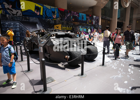Ein batman Ausstellung mit Modellen und 3d-Kunst am Times Square Shopping Center, Causeway Bay Stockfoto