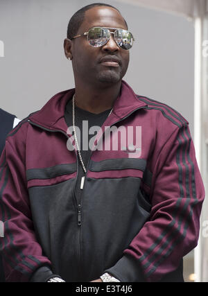 Philadelphia, Pennsylvania, USA. 28. Juni 2014. JOHNNY GILL, der Gruppe, Neuauflage bei Wawa Welcome America Liberty Block Party in der Innenstadt von Philadelphia Pa Credit: Ricky Fitchett/ZUMAPRESS.com/Alamy Live News Stockfoto