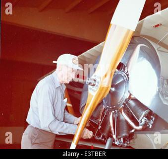 Die Nieuport 11 war ein französischer Doppeldecker, der während des Ersten Weltkriegs eingesetzt wurde und für seine Manövrierfähigkeit bekannt war. Stockfoto