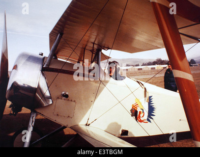 Die Nieuport 11 war ein französisches zweiflügeliges Kampfflugzeug, das während des Ersten Weltkriegs eingesetzt wurde. Sie war bekannt für seine Agilität und Effektivität in Luftkämpfen und war ein wichtiger Teil der französischen Luftwaffe während des Krieges. Stockfoto