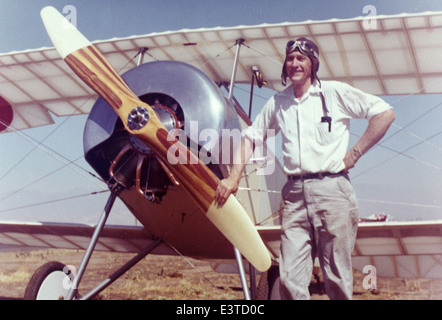 Die Nieuport 11, ein französischer Doppeldecker, wurde während des Ersten Weltkriegs eingeführt und war sehr effektiv in Hundeschächten. Er war bekannt für seine Agilität und wurde von den französischen und britischen Truppen weit verbreitet. Stockfoto