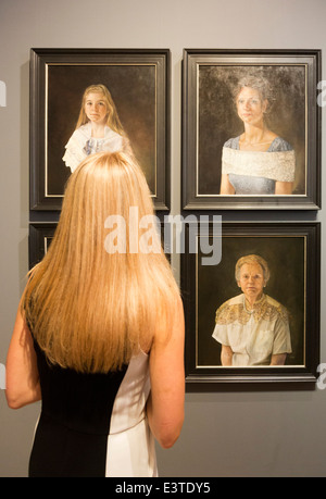 Presse-Preview des BP Portrait Award 2014 in der National Portrait Gallery Stockfoto