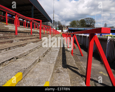 Terrassierung. Rugby League Boden UK. Stockfoto