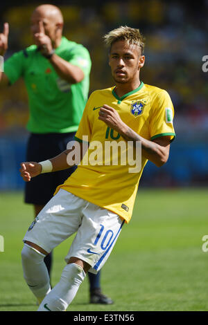 Belo Horizonte, Brasilien. 28. Juni 2014. Neymar (BRA) Fußball: FIFA-Weltmeisterschaft Brasilien 2014 rund 16 Spiel zwischen Brasilien und Chile im Estadio Mineirão in Belo Horizonte, Brasilien. Bildnachweis: Fernost-Presse/AFLO/Alamy Live-Nachrichten Stockfoto