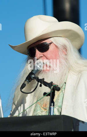 LINCOLN, CA - 29 Juni: Leon Russell führt auf Thunder Valley Casino Resort in Lincoln, Kalifornien am 29. Juni 2014 Stockfoto