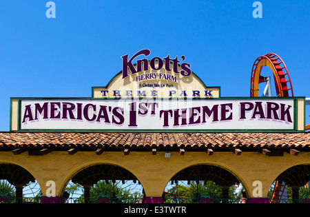 Eingang zum Knotts Berry Farm in Buena Park, Orange County, in der Nähe von Los Angeles, Kalifornien, USA Stockfoto