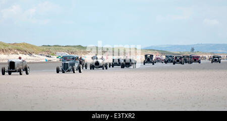 Pendine Sands, UK. 29. Juni 2014. Vintage Hot Rod Association - Hot Rod Rennen im Pendine Sands in Carmarthenshire im Südwesten von Wales. Bildnachweis: Phil Rees/Alamy Live-Nachrichten Stockfoto