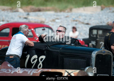 Pendine Sands, UK. 29. Juni 2014. Vintage Hot Rod Association - Hot Rod Rennen im Pendine Sands in Carmarthenshire im Südwesten von Wales. Bildnachweis: Phil Rees/Alamy Live-Nachrichten Stockfoto