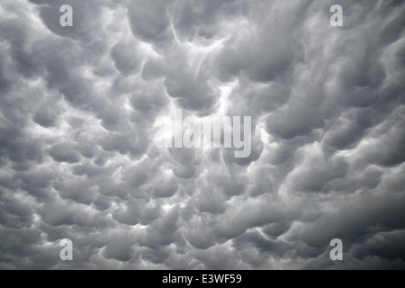 Mammatus Wolken über Nebraska entlang der Interstate 80 Stockfoto