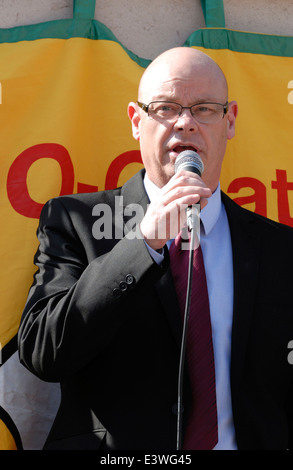 Steve Gillan, Generalsekretär des Vereins Gefängnis Offiziere (2014) anlässlich eines London-Protests Stockfoto