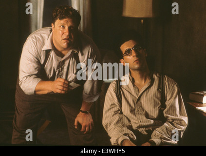 BARTON FINK 1991 Polygram Film mit John Goodman auf der linken Seite und John Turturro Stockfoto