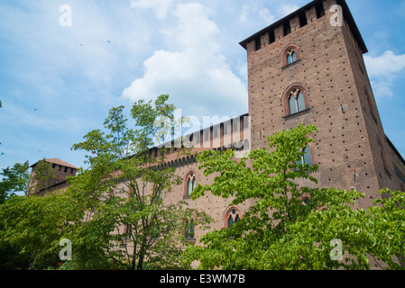 Blick auf das Visconti-Schloss in Pavia, Lombardei, Italien Stockfoto