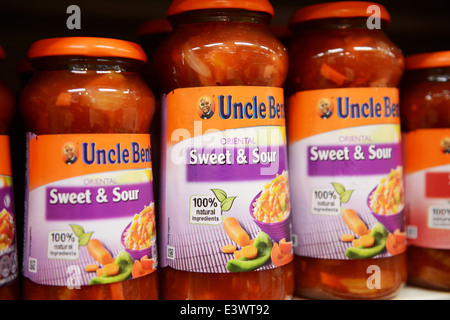 Uncle Bens süß-saurer Soße Stockfoto