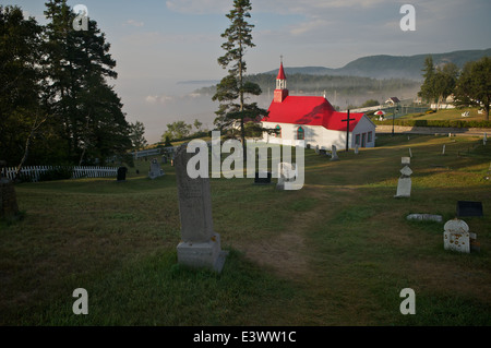 Petite Chapelle de Tadoussac aus 1747-1750, ist die älteste Holzkirche in Nordamerika. Stockfoto