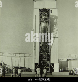 Der Convair/General Dynamics Atlas Lifting Body war ein Projekt, das in den 1960er und 1970er Jahren entwickelt wurde und sich auf die Entwicklung von Lifting Body Aircraft für die Raumfahrt und Innovationen in der Luft- und Raumfahrt konzentrierte. Stockfoto