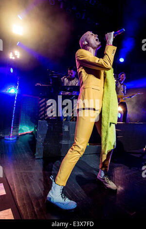 Detroit, Michigan, USA. 30. Juni 2014. TYLER GLENN von NEON TREES Durchführung auf der "Pop-Psychologie" Tour in The Fillmore in Detroit, MI am 29. Juni 2014 Credit: Marc Nader/ZUMA Wire/ZUMAPRESS.com/Alamy Live News Stockfoto