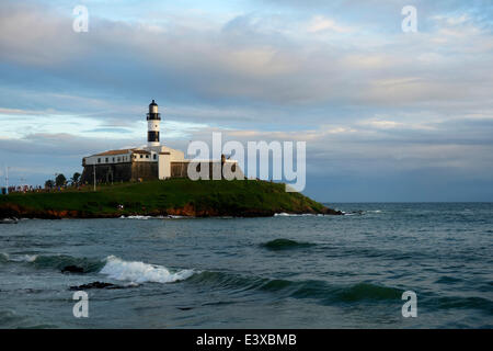 Forte de Santo Antonio da Barra, Verteidigungsanlage mit dem Leuchtturm Farol da Barra, Salvador auch Salvador da Bahia Stockfoto