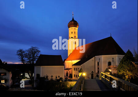 St. Laurentius Kirche, Königsdorf, Upper Bavaria, Bayern, Deutschland Stockfoto