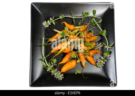 Glasierte Karotten ist eine köstliche Beilage zu einer Mahlzeit Stockfoto