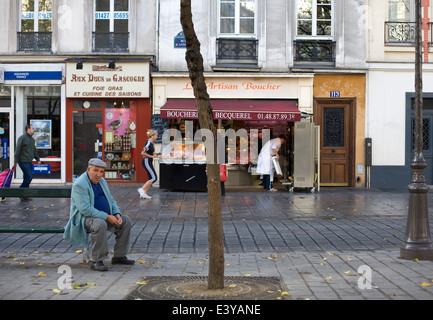 Paris ist ein Synonym für Schönheit, Kultur und einen eigenen Stil, der in seiner Menschen, Geschäfte und Gebäude zu sehen ist Stockfoto