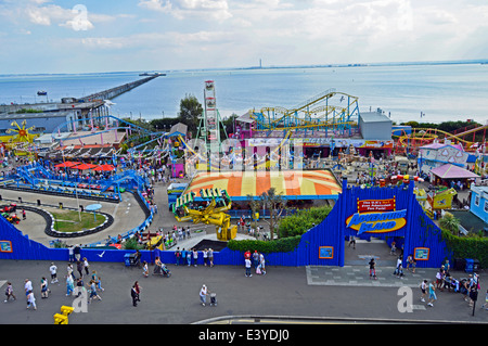 Luftbild zeigt Southend Pier, Southend-on-Sea, Essex, England, Vereinigtes Königreich Stockfoto