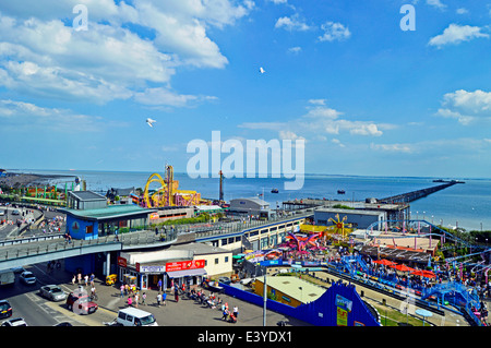 Luftbild zeigt Southend Pier, Southend-on-Sea, Essex, England, Vereinigtes Königreich Stockfoto