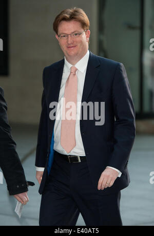 Anreise für Andrew Marr Show und allgemeine Ankünfte im BBC Television Centre.  Mit: Danny Alexander wo: London, Vereinigtes Königreich bei: 8. Dezember 2013 Stockfoto