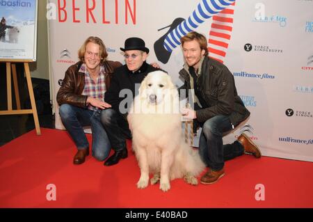 Premiere von Belle & Sebastian als Teil der Französischen Filmwoche im Cinema Paris Featuring: Tchéky Karyo, Andreas Pietschmann, Belle, Gast wo: Berlin, Deutschland bei: 9. Dezember 2013 Stockfoto