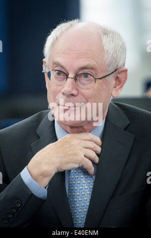 Straßburg, Bxl, Frankreich. 2. Juli 2014. Herman Van Rompuy, der Präsident des Europäischen Rates hält eine Rede am zweiten Tag der Plenarsitzung Hauptquartier der Europäischen Parlaments in Straßburg auf 02.07.2014 Credit: Wiktor Dabkowski/ZUMA Draht/Alamy Live News Stockfoto