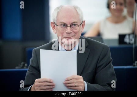 Straßburg, Bxl, Frankreich. 2. Juli 2014. Herman Van Rompuy, der Präsident des Europäischen Rates hält eine Rede am zweiten Tag der Plenarsitzung Hauptquartier der Europäischen Parlaments in Straßburg auf 02.07.2014 Credit: Wiktor Dabkowski/ZUMA Draht/Alamy Live News Stockfoto