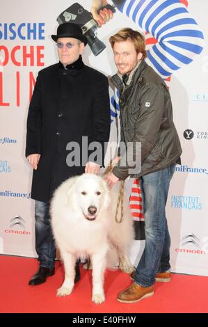 Premiere von Belle & Sebastian als Teil der Französischen Filmwoche im Cinema Paris Featuring: Tchéky Karyo, Andreas Pietschmann, Belle wo: Berlin, Deutschland bei: 9. Dezember 2013 Stockfoto