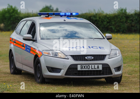 Ein Ford Mondeo Polizeihund Abschnitt Fahrzeug Polizeihund Ausbildungsstätte, Keston, Kent, England, Großbritannien Stockfoto