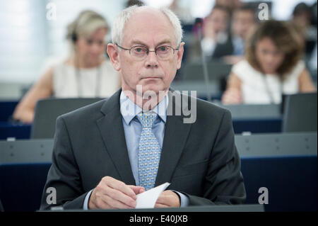 Straßburg, Bxl, Frankreich. 2. Juli 2014. Herman Van Rompuy, der Präsident des Europäischen Rates hält eine Rede am zweiten Tag der Plenarsitzung Hauptquartier der Europäischen Parlaments in Straßburg auf 02.07.2014 Credit: Wiktor Dabkowski/ZUMA Draht/Alamy Live News Stockfoto