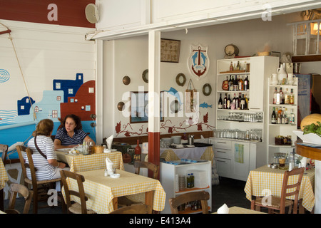 Griechenland, Rhodos, Neustadt, Taverne am Handelshafen Stockfoto