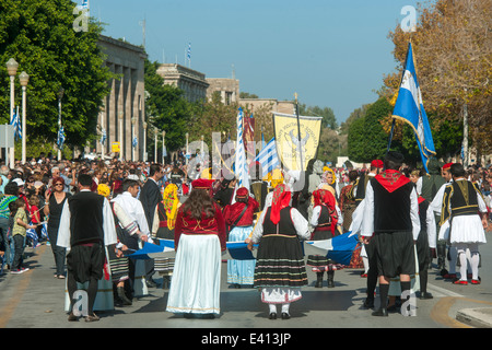 Griechenland, Rhodos-Stadt, Parade Zum Ochi-Tag Stockfoto