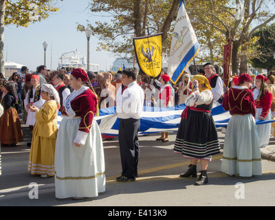 Griechenland, Rhodos-Stadt, Parade Zum Ochi-Tag Stockfoto