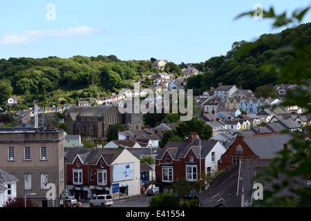 Mumbles Dorf in South Wales, mit allen Heiligen Kirche und Fisherman's Cottages und Geschäfte. Mumbles war der beste Ort in Wales 2018 zu Leben gestimmt. Stockfoto