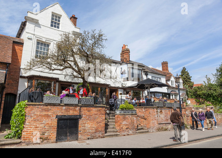 England, Warwickshire, Stratford Dirty Duck Pub aka The Black Swan Pub Stockfoto