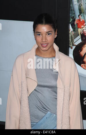 Giorgio Armani und Paamount Bilder präsentieren die US-Premiere von der Wolf der Wall Street auf die Ziegfeld Theater mit: Hannah Bronfman Where: NYC, New York, Vereinigte Staaten von Amerika bei: 18. Dezember 2013 Stockfoto