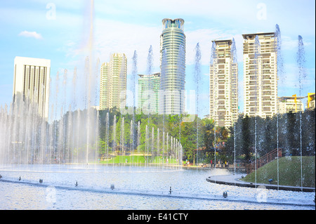 Blick auf moderne Park in der Innenstadt von Kuala Lumpur, Malaysia Stockfoto