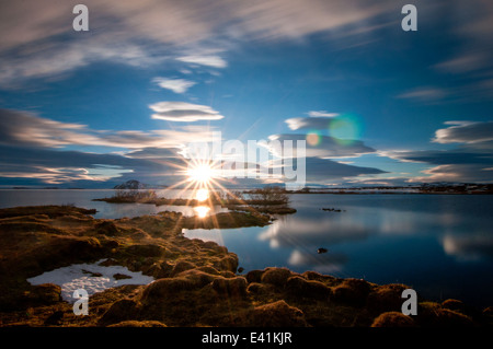 Sonnenuntergang über See Myvatn Stockfoto