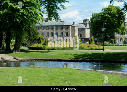 Editorial-Bildern der Pavillon Gärten in der Spa Buxton, gelegen im Peak District, Derbyshire Stockfoto