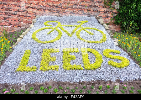 Ein Blumenbeet im Roundhay Park, Leeds, Tour de France, 2014 in Leeds zeigen Stockfoto