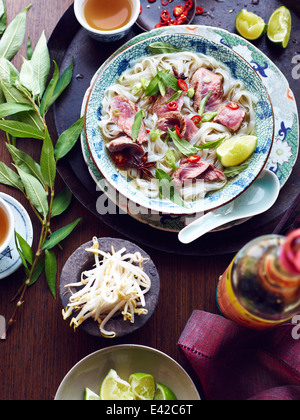 Stillleben mit Pho Bo Held, vietnamesische Essen Stockfoto